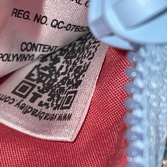 Vera Bradley Reactive Lanyard ID Holder‎ RFID Blocking Really Regatta - Picture 7 of 9